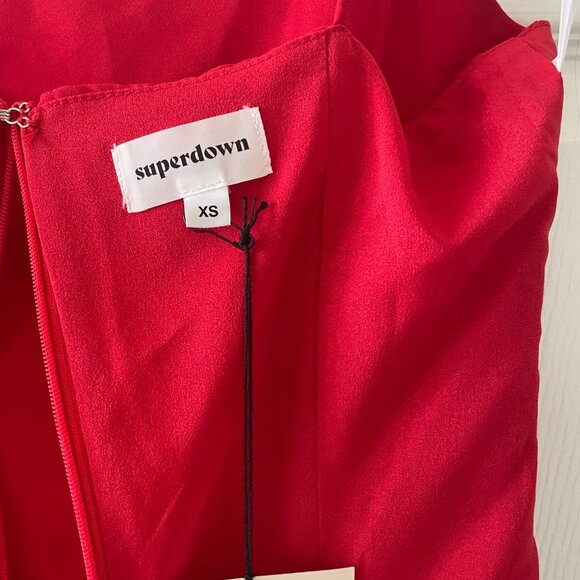 Superdown | Syrus Slit Mini Dress in Cherry - Picture 4 of 6